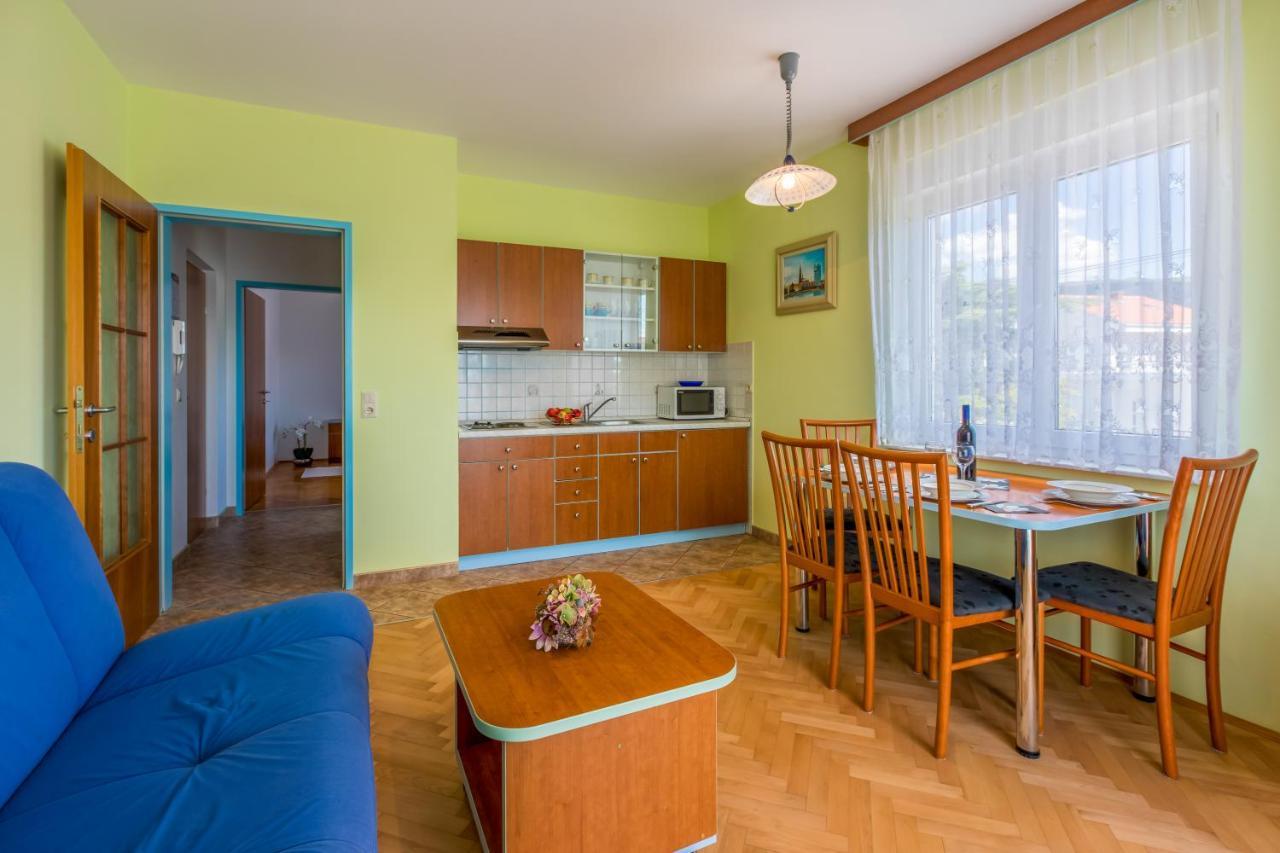 Apartmani Ilicevic Crikvenica Exterior photo